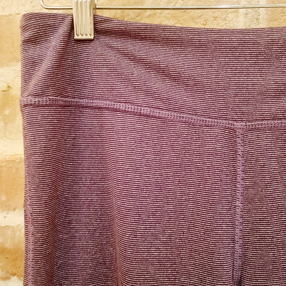 Marika Sport - Cropped Leggings - Sz M (8-10) - Purple / Gray Stripes - EUC - Picture 3 of 11